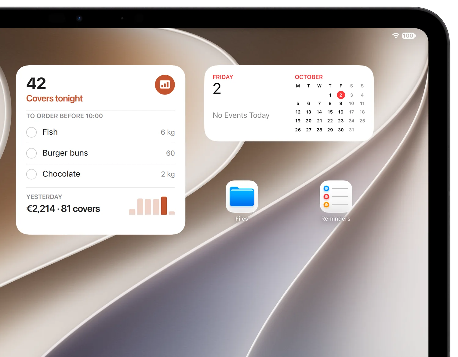 iPad Home Screen: the Ardoise widget shows 42 covers tonight and three items to order before 10:00.